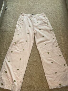 Women’s white and green Floral Embroidered Wide-Leg Jeans